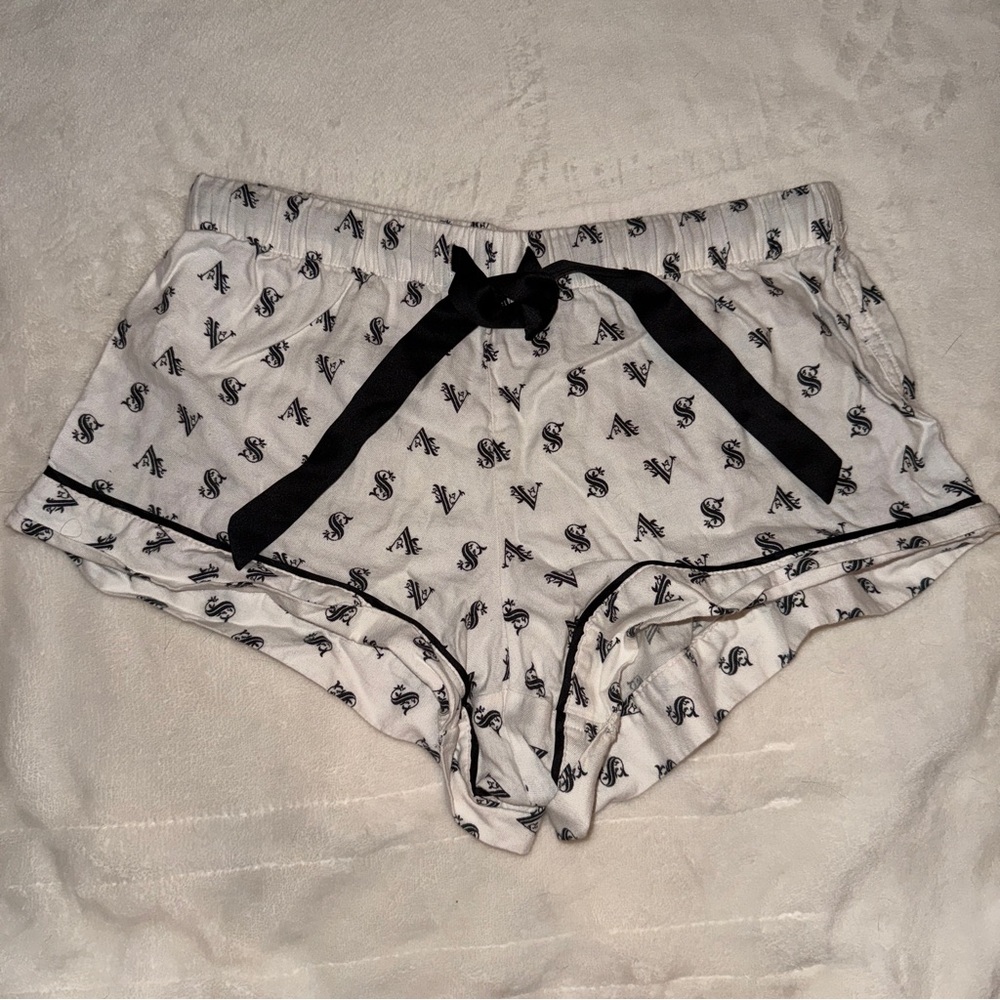 Victoria's Secret Black And White Pajama Shorts XS w/ Front Tie Bow